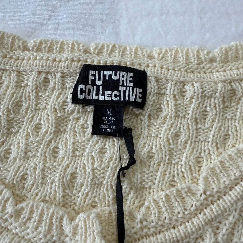 Cream Sleeveless Knit‎ Vest and Skirt Set